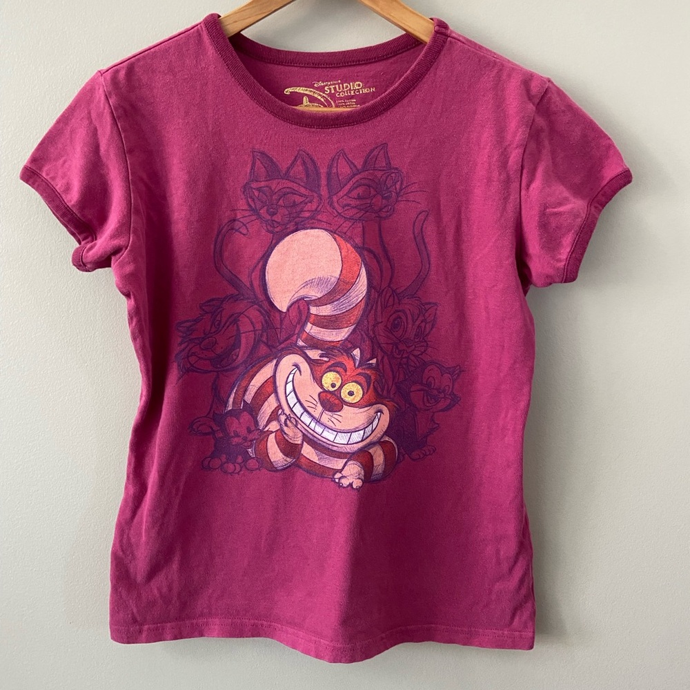 Womens Fuchsia Cheshire Cat Graphic Tee
